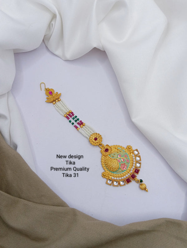 PRIMERIEA Women's Gold Tone Kundan and Pearls Traditional Maangtikka