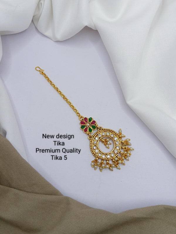 PRIMERIEA Women's Gold Tone Kundan and Pearls Traditional Maangtikka