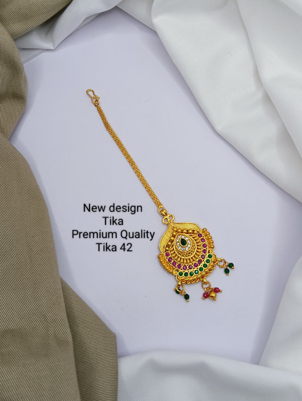 PRIMERIEA Women's Gold Platted Kundan and Pearls Traditional Maang Tikka