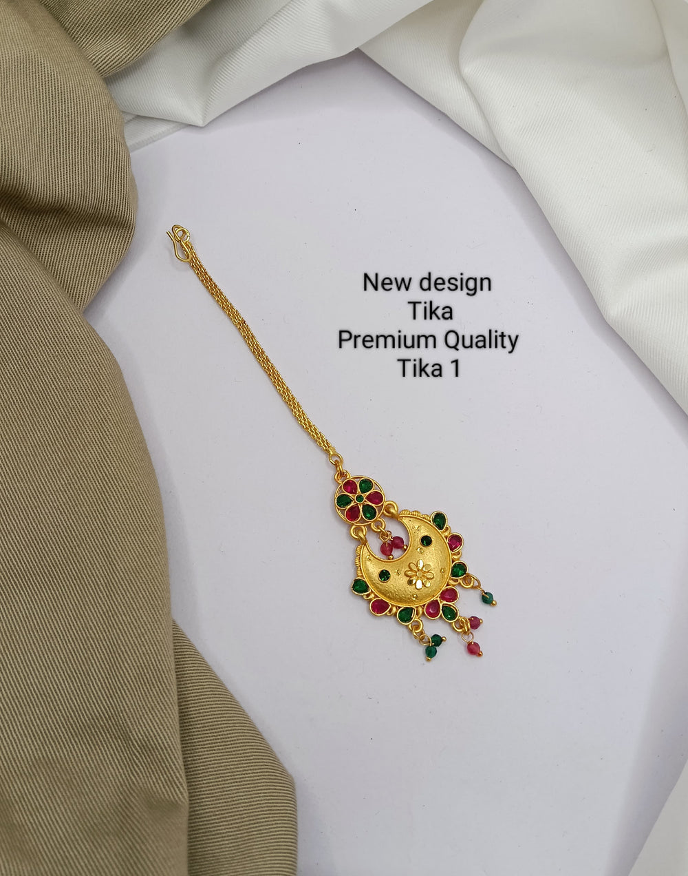 PRIMERIEA Women's Gold Platted Kundan and Pearls Traditional Maang Tikka