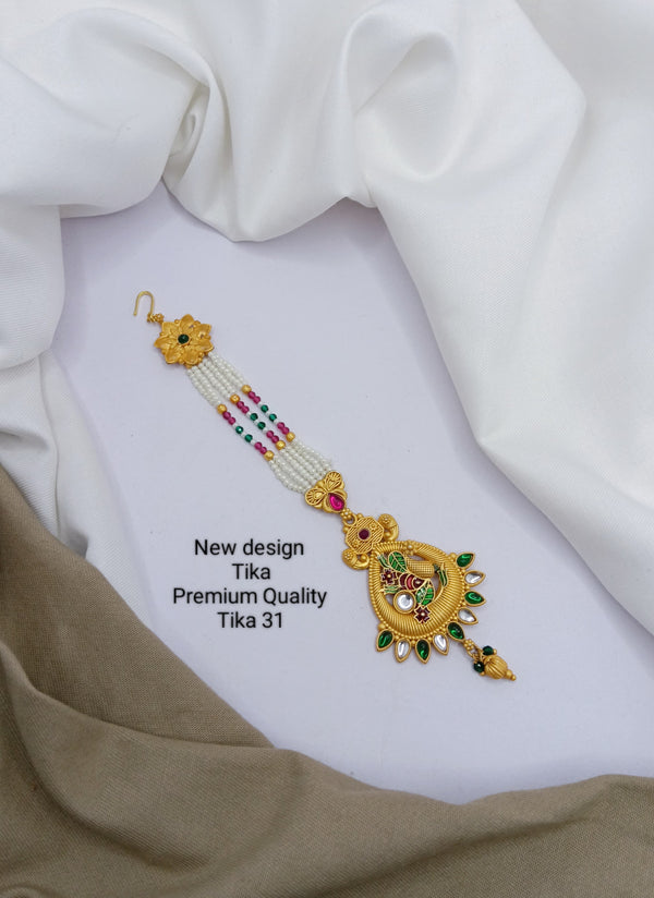 PRIMERIEA Women's Gold Tone Kundan and Pearls Traditional Maangtikka