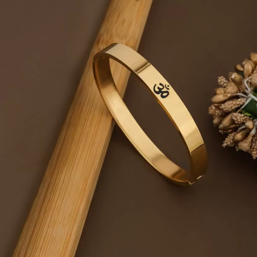 OM MEENA PLAIN Gold Bracelet for Men & Boys
