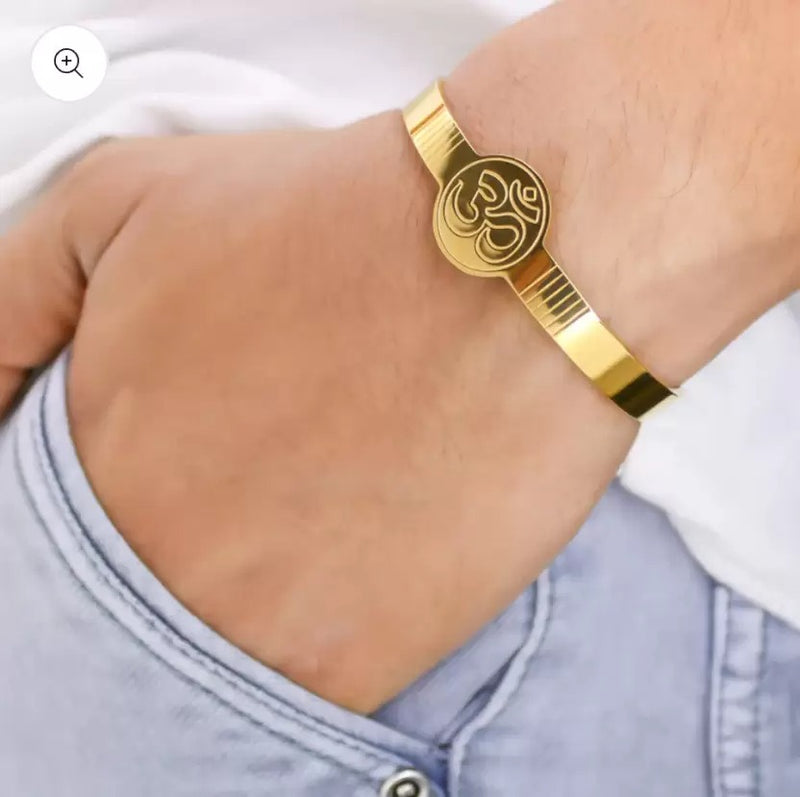 PRIMERIEA om round  Gold Bracelet for Men & Boys (Copy) style image